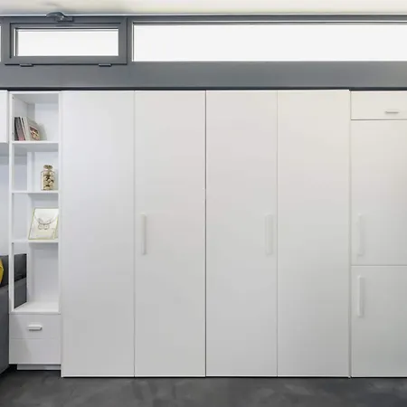 Bright Modern Design New Duplex Loft Patio! #145 *