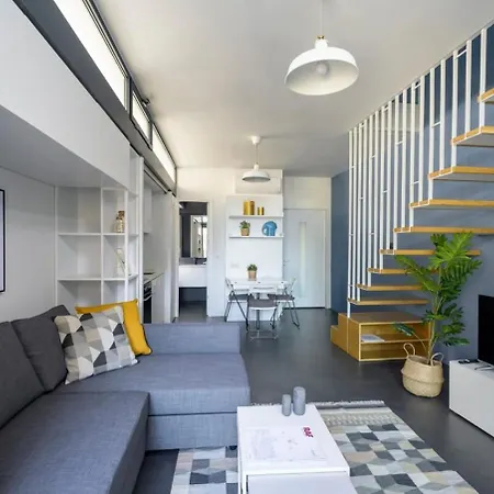 Hotel Bright Modern Design New Duplex Loft Patio! #145