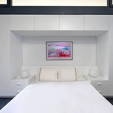 Bright Modern Design New Duplex Loft Patio! #145 Istambul