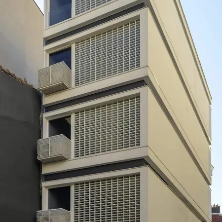 Bright Modern Design New Duplex Loft Patio! #145 *